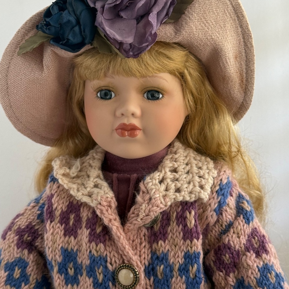 Vintage Boyd's Bears Porcelain Doll 'Elizebeth' With Stand-Suitcase-Teddy Bear